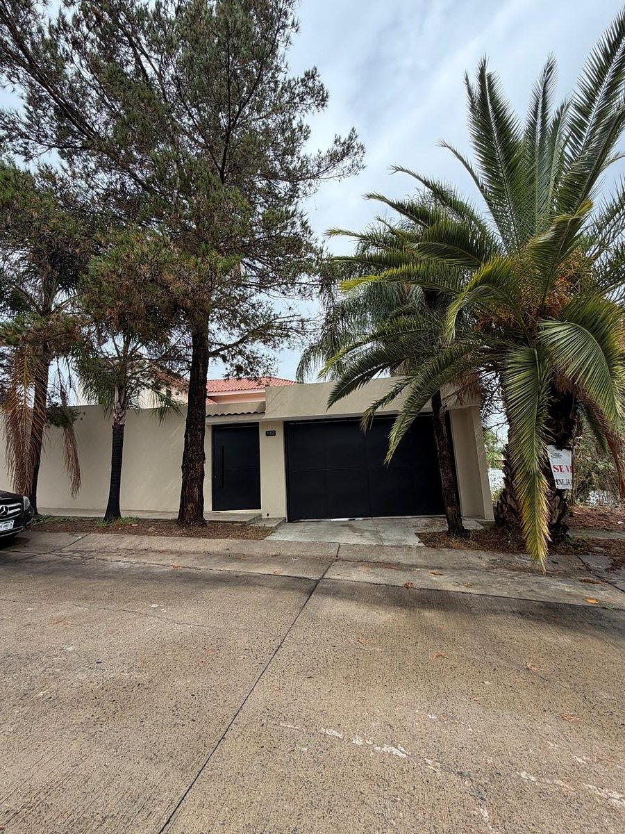 Casa en Ciudad Bugambilia, Zapopan, foto 2 de 21
