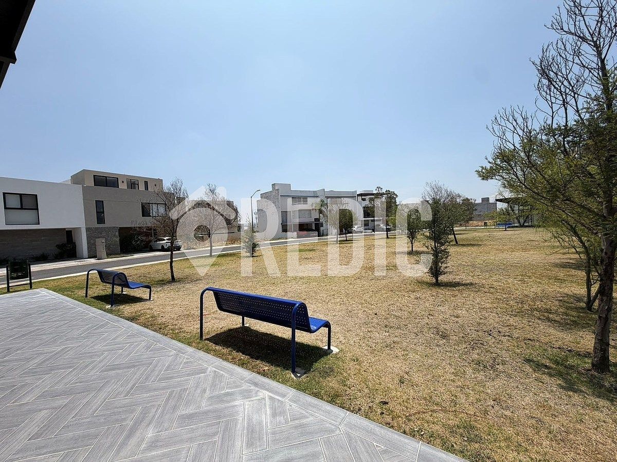 Lote em Valle De Juriquilla, Querétaro, foto 12 de 15