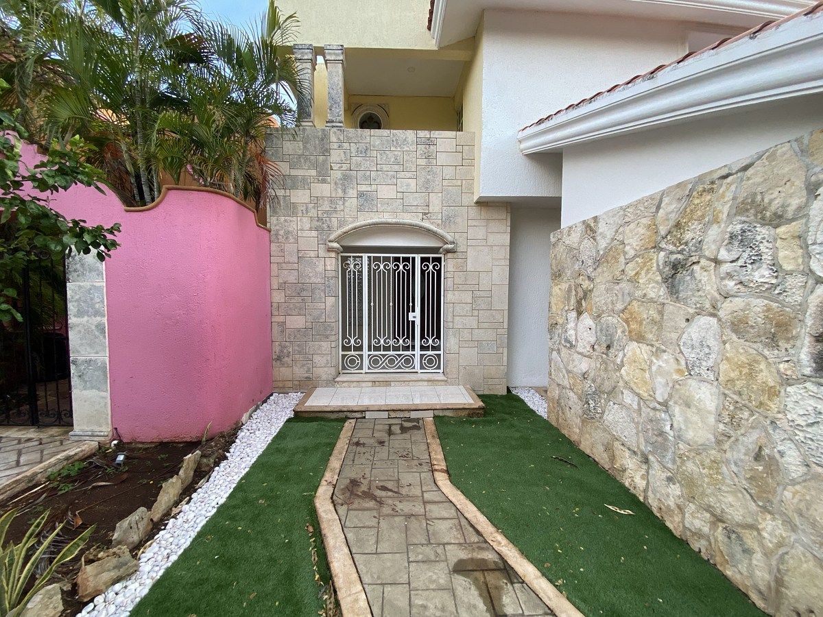 CASA EN VENTA EN MERIDA, YUCATAN EN MONTERREAL - foto 2