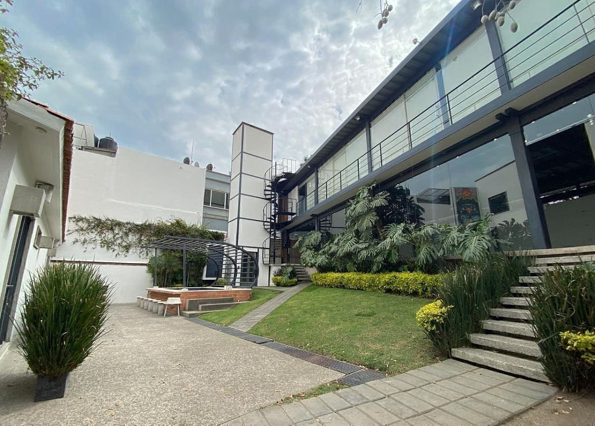 ESPECTACULAR CASA EN VENTA EN LOMAS DE BEZARES, foto 1 de 15