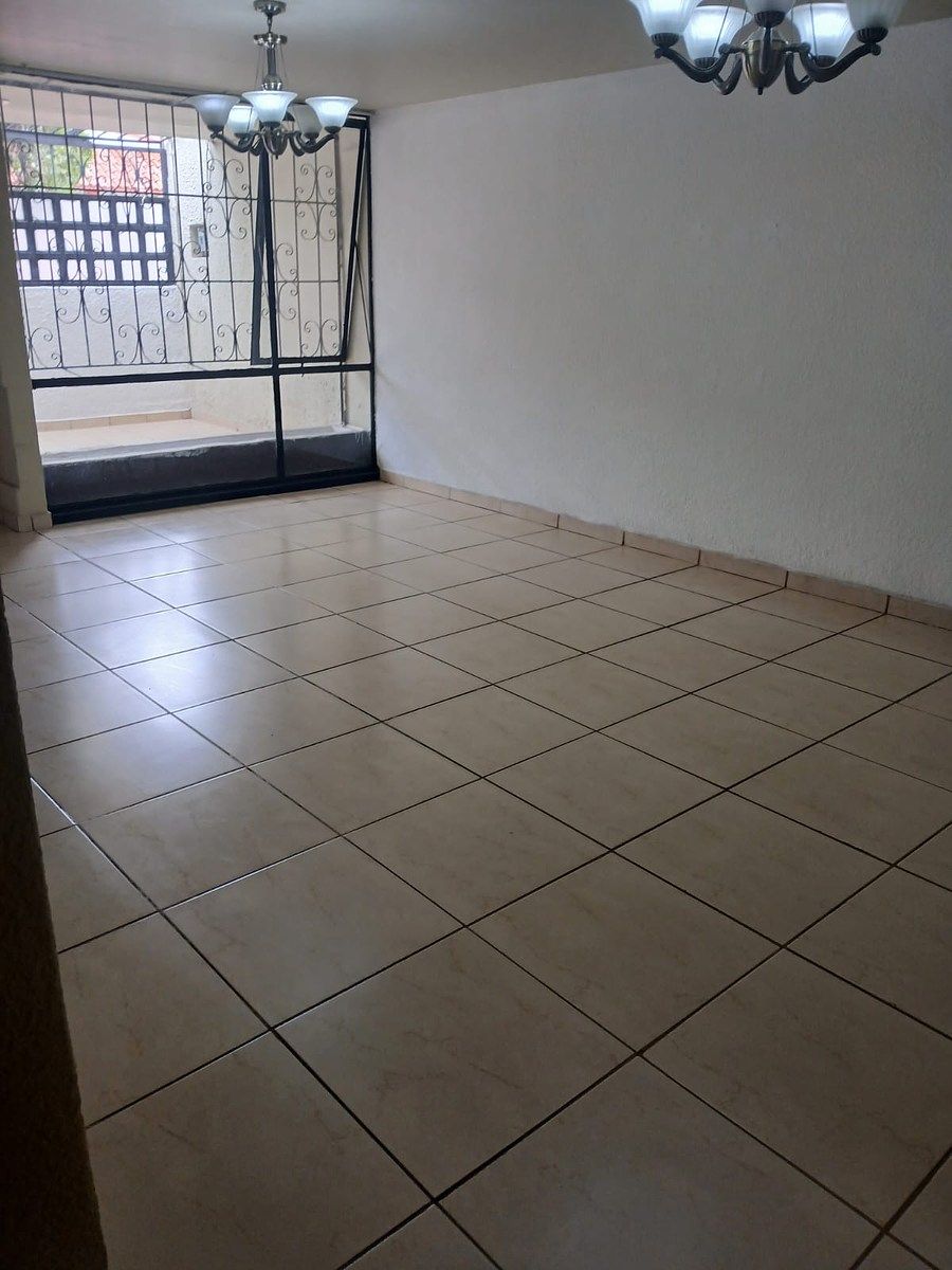 Casa en Residencial Revolución, Tlaquepaque, foto 3 de 15
