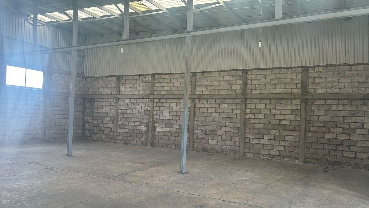 Bodega comercial en Pirámides, Corregidora, foto 2 de 8