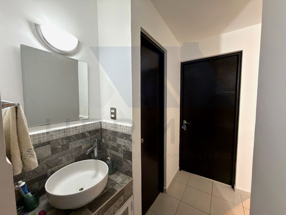 Baño Completo Planta Alta, foto 25 de 40