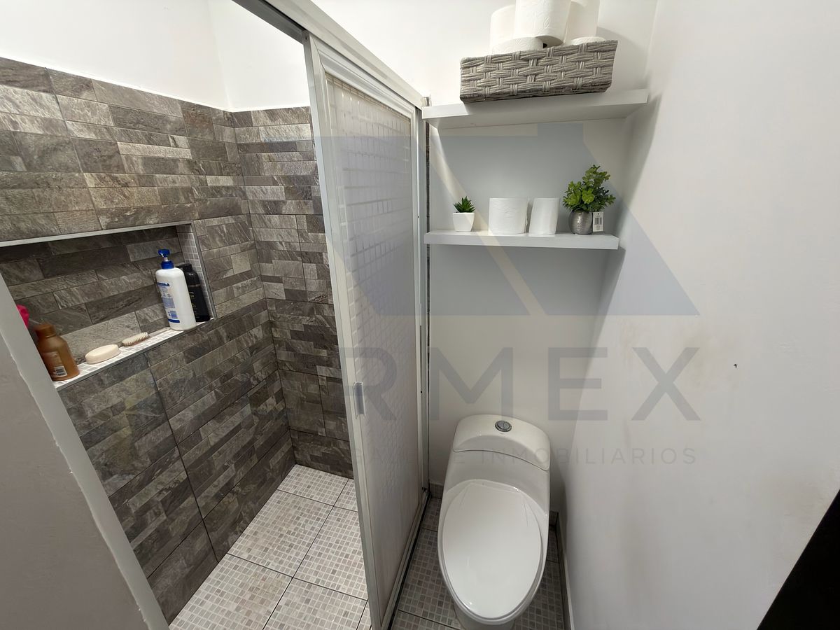 Baño Completo Planta Alta, foto 26 de 40