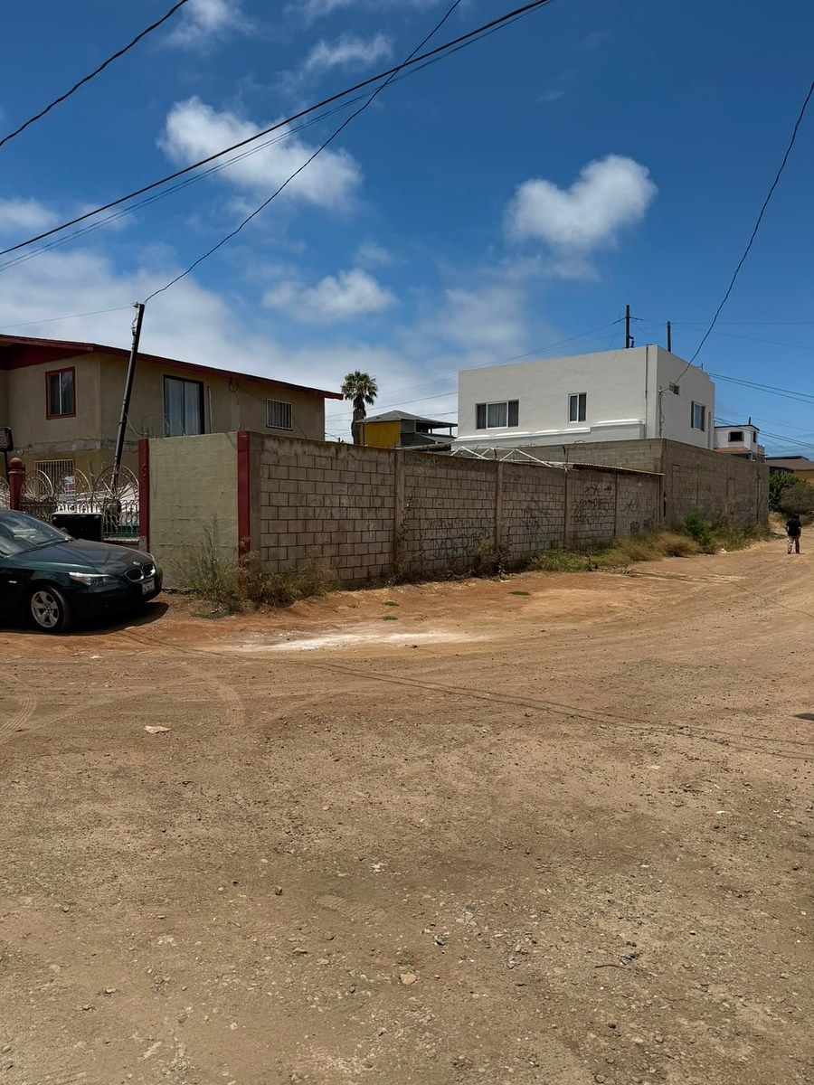 Lote em Montes Olímpicos, Tijuana, foto 3 de 9