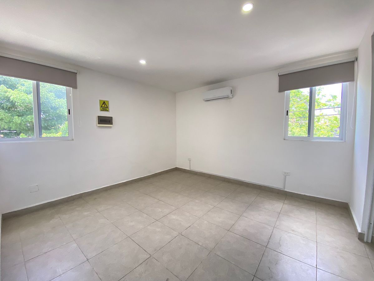 Sala Comercial em Los Pinos, Mérida, foto 5 de 36