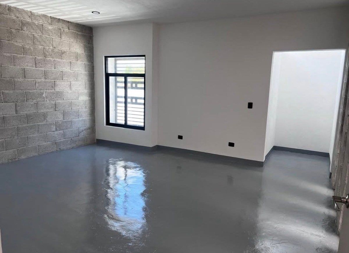 Commercial Storage Unit in Santa Rosa de Jauregui, Querétaro, photo 3 of 6