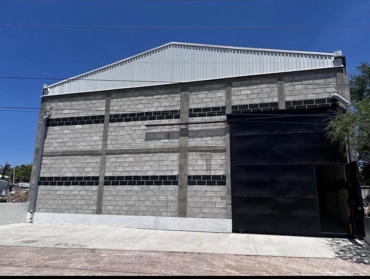 Commercial Storage Unit in Santa Rosa de Jauregui, Querétaro, photo 5 of 6