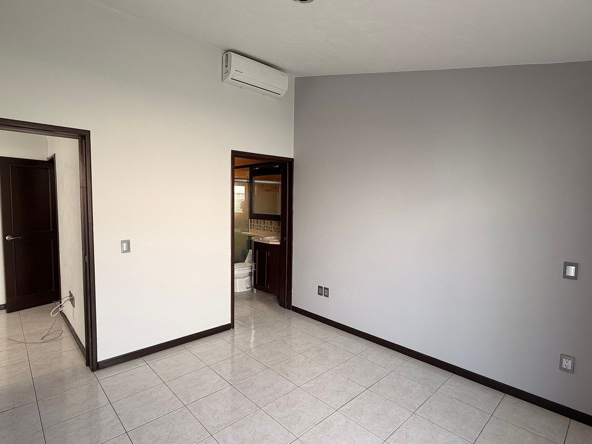 Casa em Jardín Real, Zapopan, foto 17 de 23