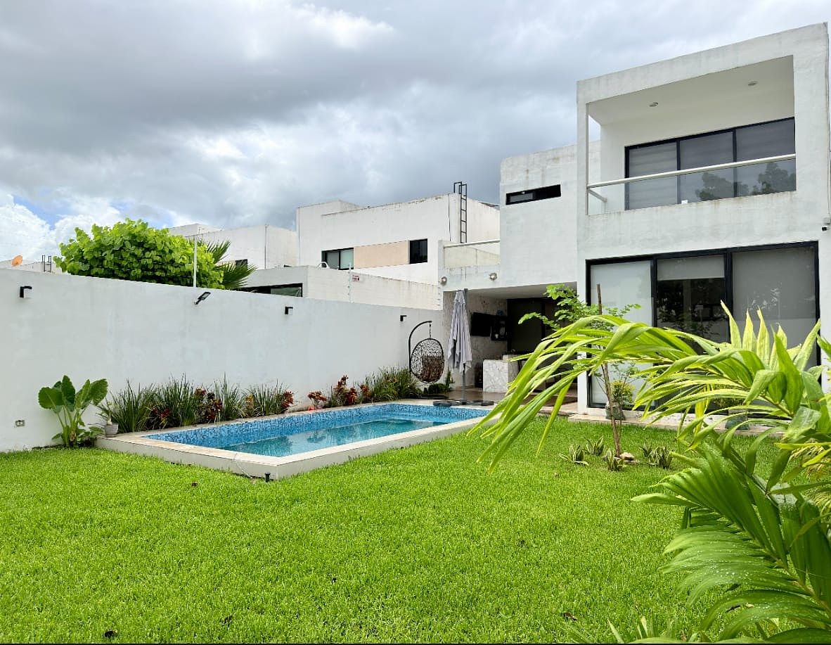 SE VENDE CASA EN DZITYA, ALBERCA Y PANELES SOLARES!!, foto 1 de 18