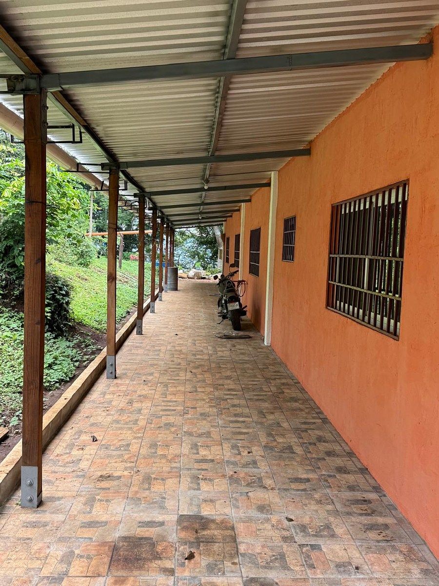 Granja Cafetalera con Casa y Amplio Terreno en Venta - Image 3