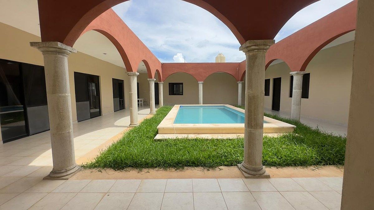 Piscina, foto 3 de 9