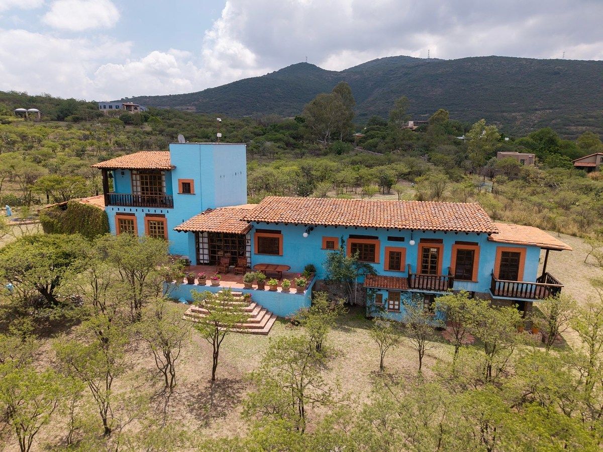 Casa de campo con casita en San Miguel de Allende, estilo Hacienda y amueblada., foto 1 de 15