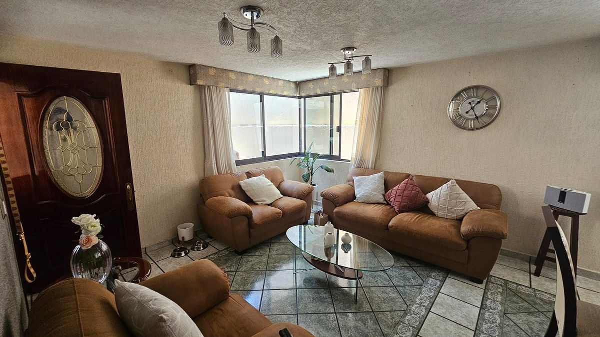 HERMOSA CASA EN VENTA EN PLAZAS DE ARAGON, photo 1 of 9