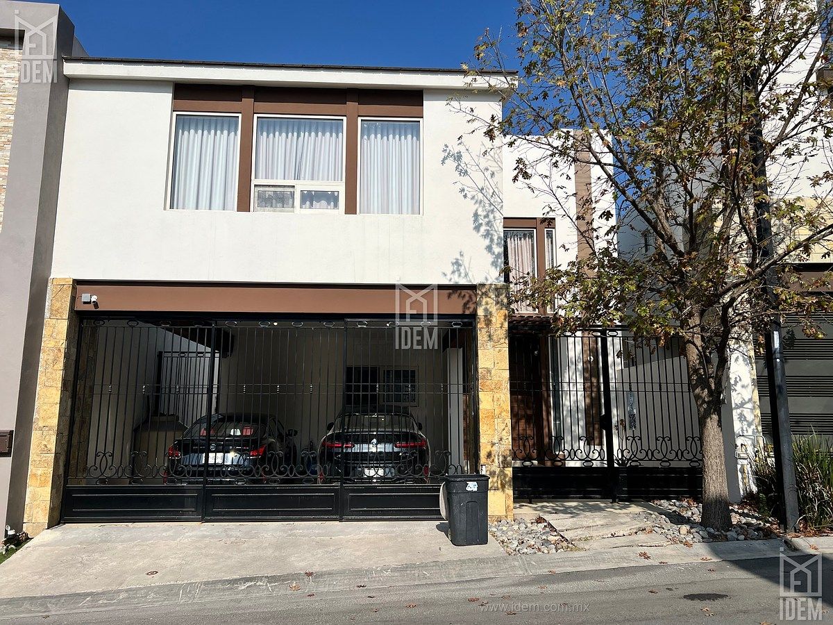 1901 - Casa en Venta Vistancias 2 Sector, Monterrey NL., foto 1 de 20