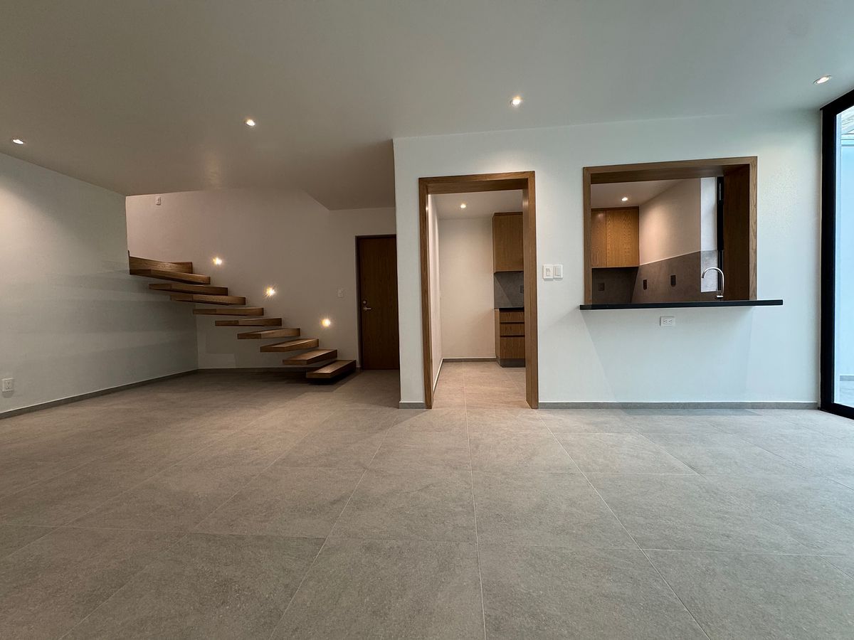 Departamento en venta Av. Lopez Cotilla, colonia Americana, foto 1 de 35