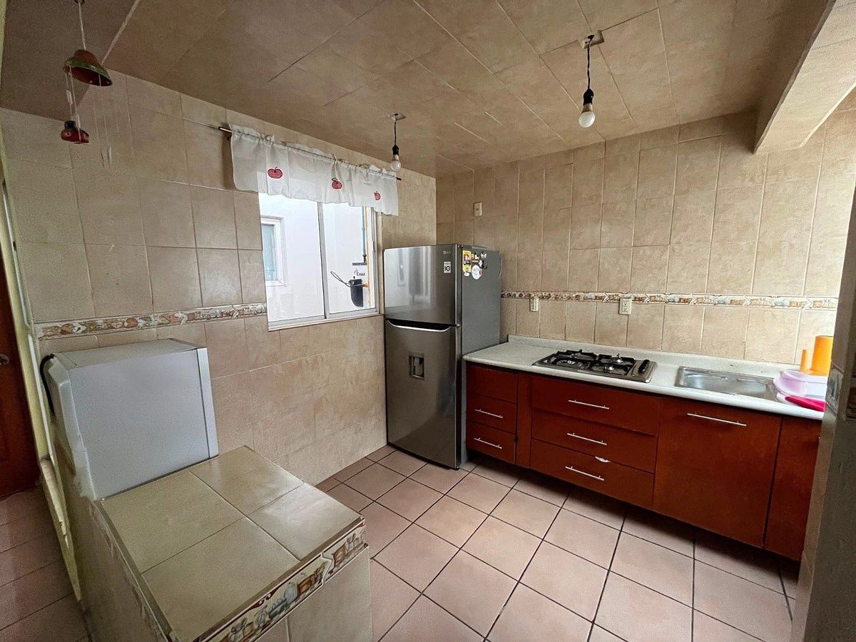 Casa con uso de suelo en Lomas de Casa Blanca, Querétaro, foto 8 de 20