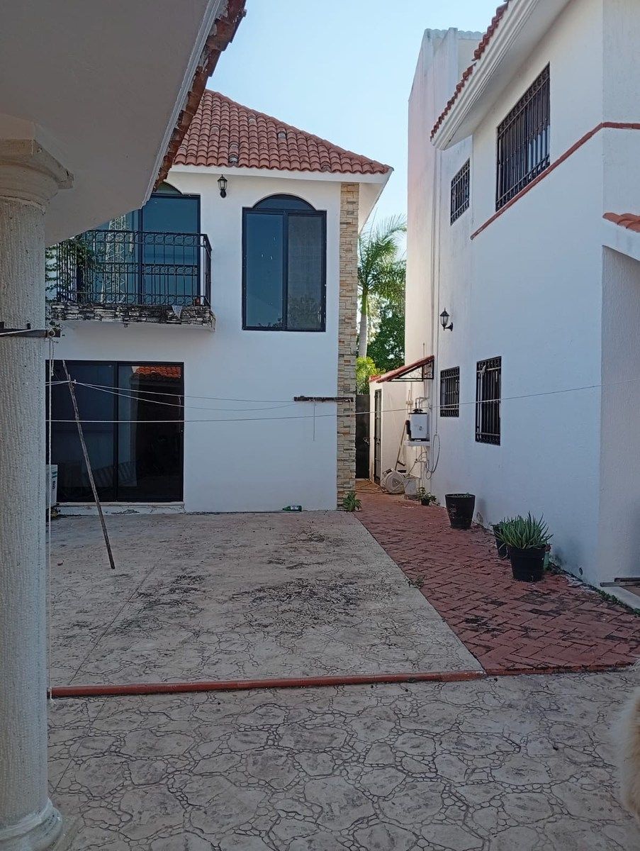 House in Gran Santa Fe, Mérida, photo 4 of 26