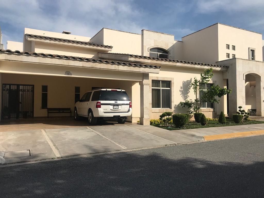 Casa en Renta en Villas de San Miguel, foto 1 de 17