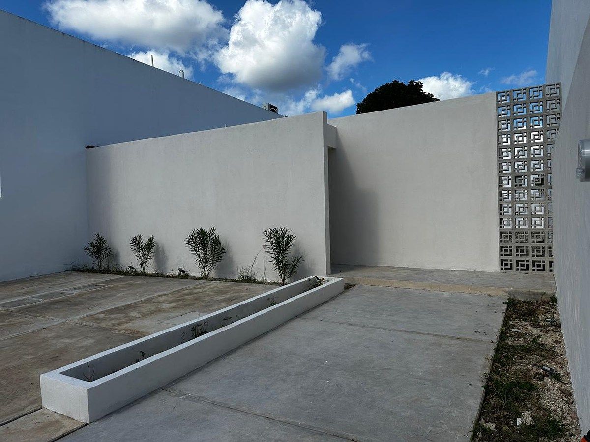 Casa al norte de Mérida, photo 1 of 16