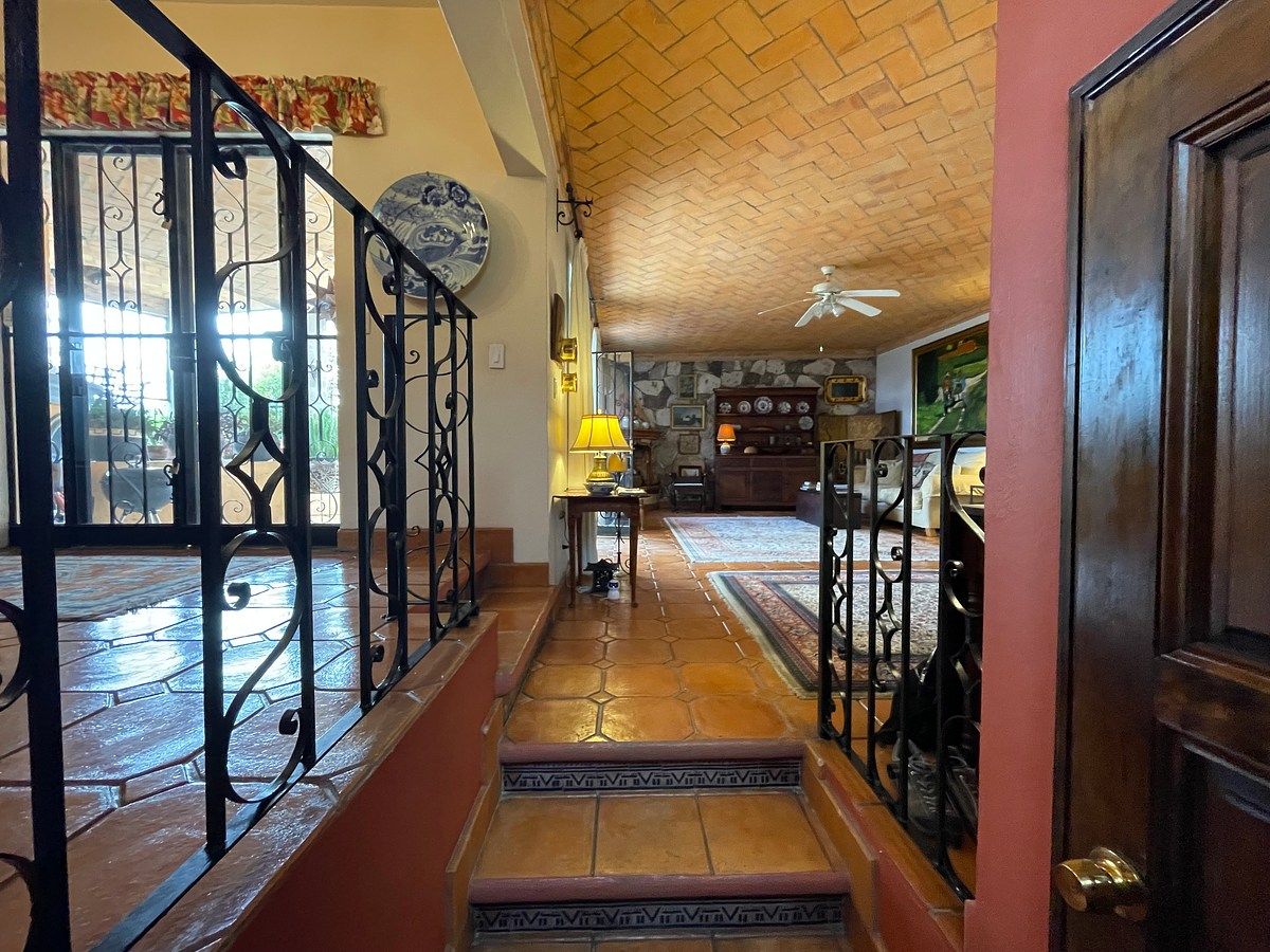 House in Ojo de Agua, San Miguel de Allende, photo 3 of 48