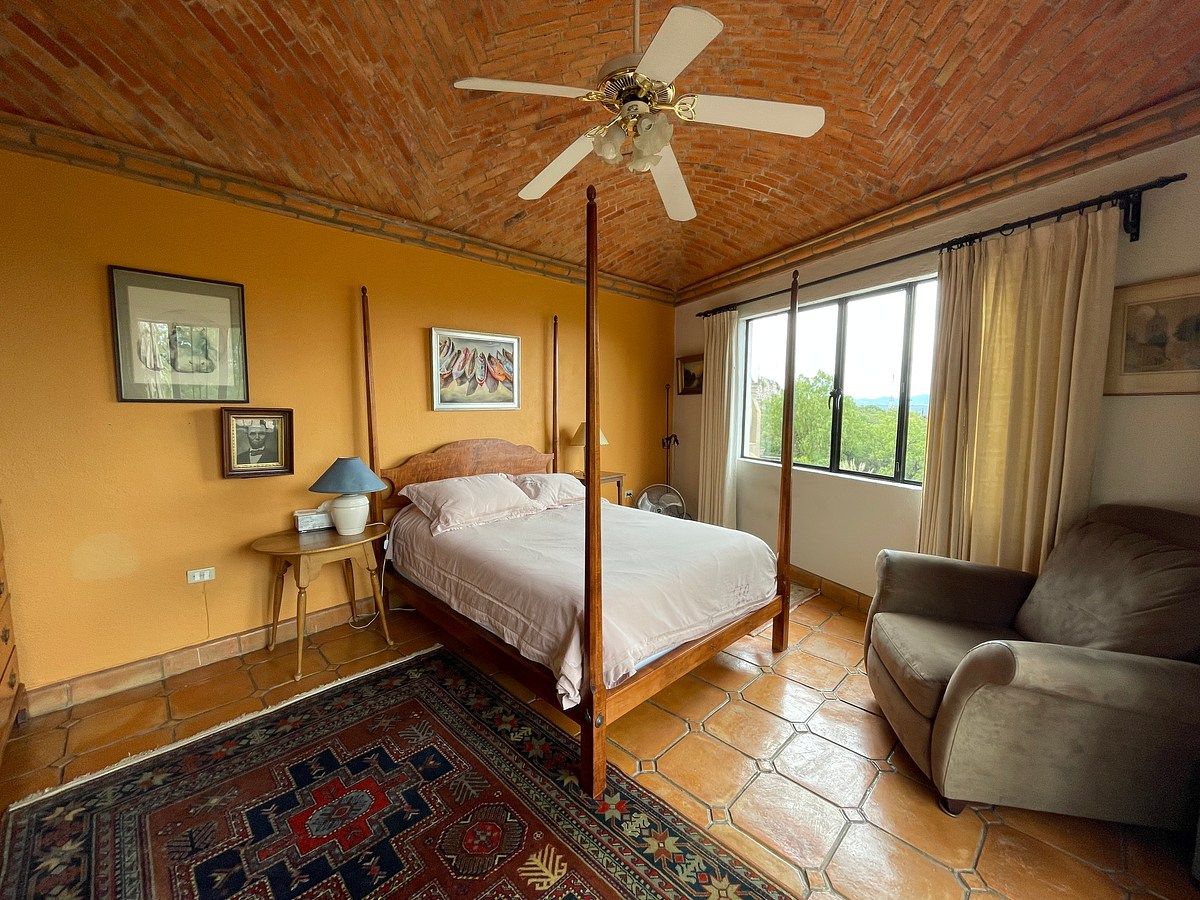 House in Ojo de Agua, San Miguel de Allende, photo 43 of 48