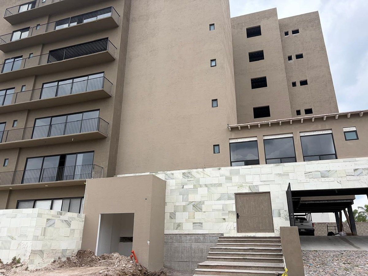 NEW APARTMENTS IN BELLAVISTA JURIQUILLA, photo 1 of 18