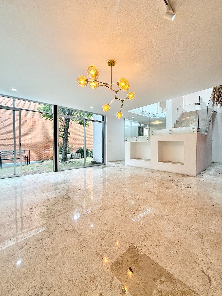 Casa en renta, Hacienda de las Palmas - Espaciosa / Buena ubicación, foto 1 de 33