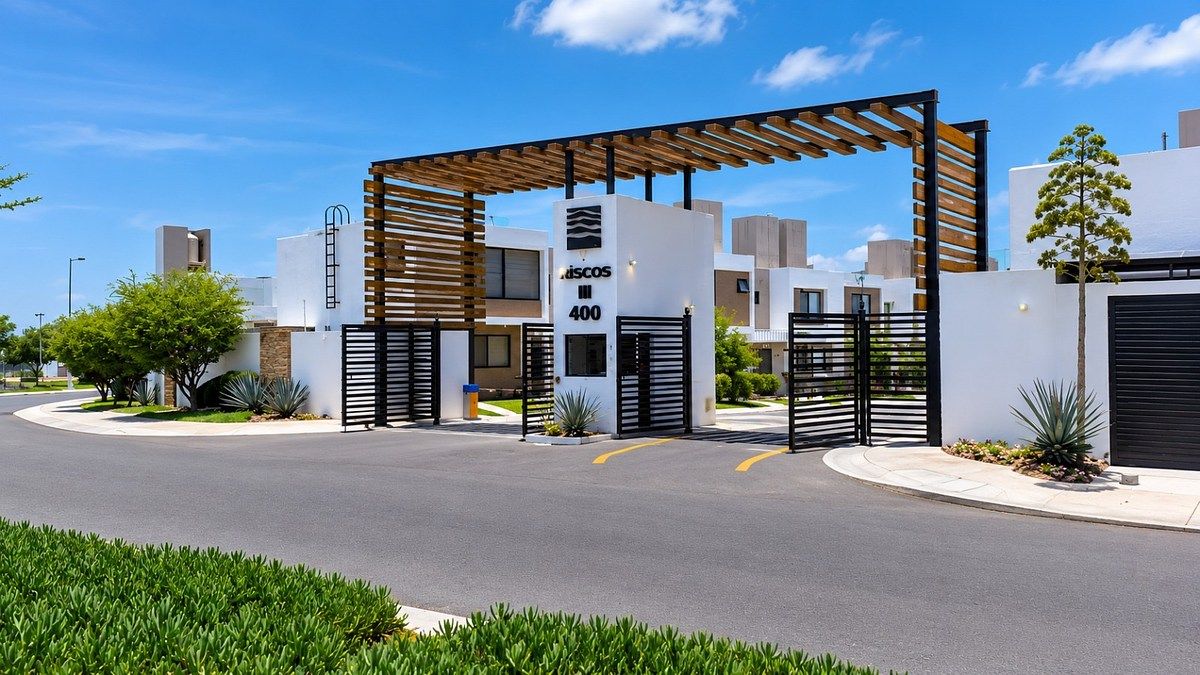 CASA EN VENTA EN ZAKIA | 4 RECÁMARAS | ALBERCA | OPORTUNIDAD DE INVERSIÓN, foto 1 de 20