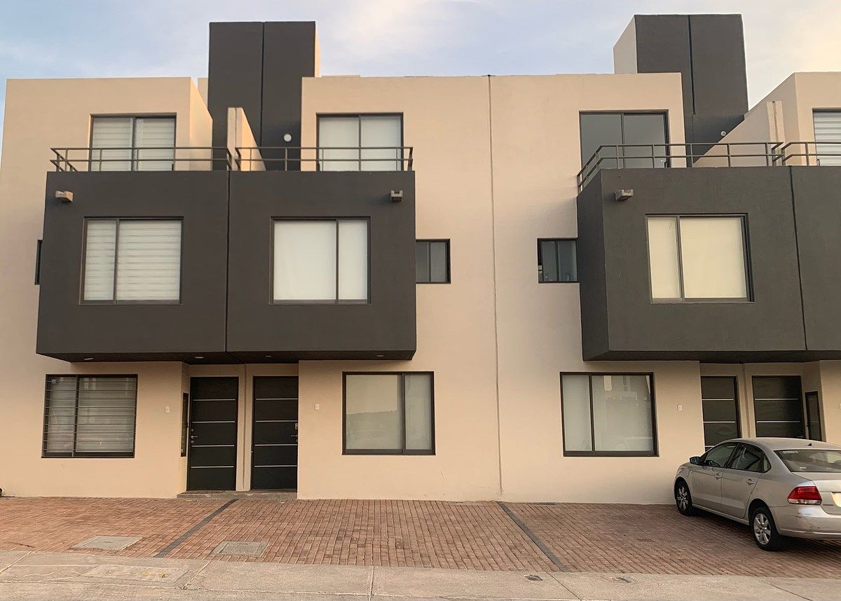 VENTA CASA ADARA, ZONA EL MIRADOR, foto 1 de 10