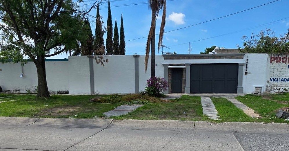 Casa com uso comercial em Arcos de Guadalupe, Zapopan, foto 3 de 27