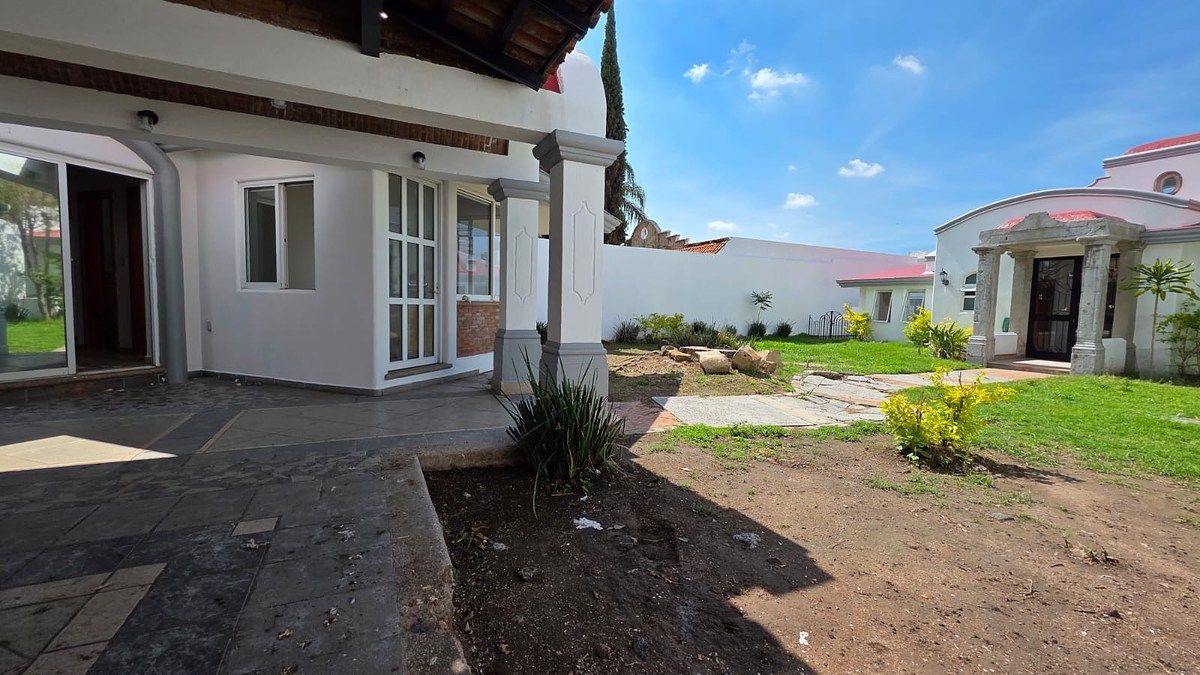 Casa com uso comercial em Arcos de Guadalupe, Zapopan, foto 5 de 27