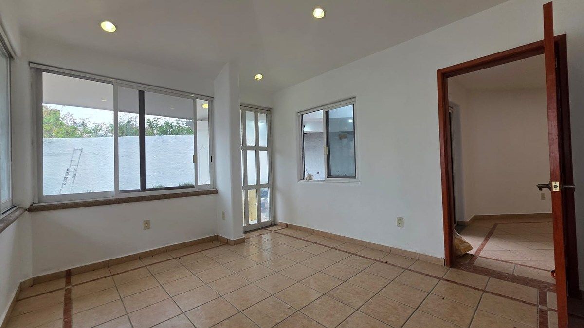 Casa com uso comercial em Arcos de Guadalupe, Zapopan, foto 10 de 27