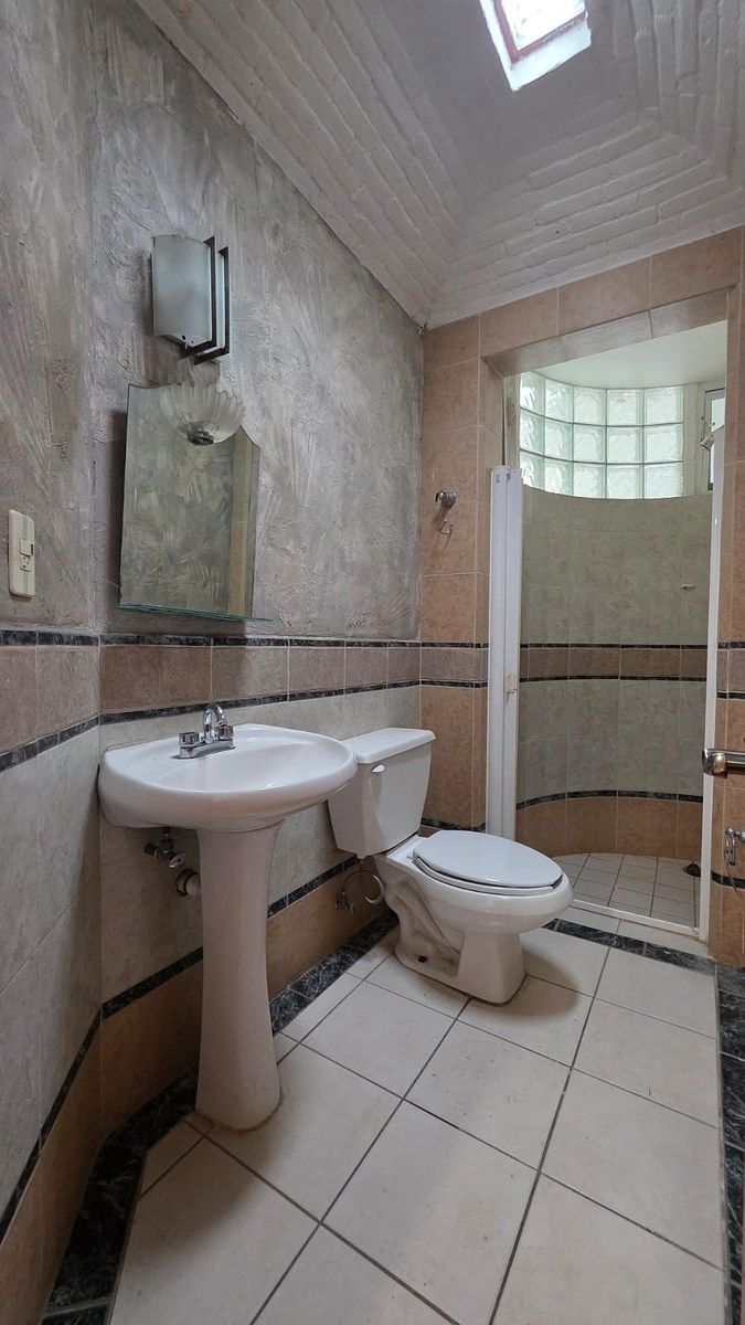 Casa com uso comercial em Arcos de Guadalupe, Zapopan, foto 13 de 27