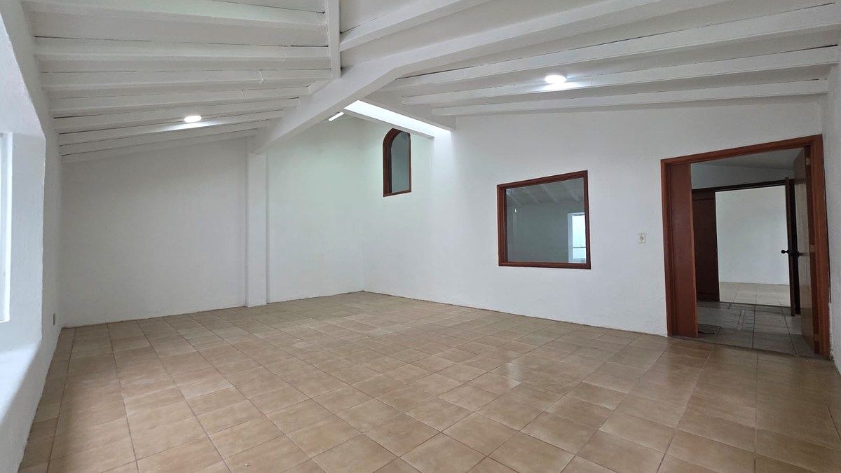 Casa com uso comercial em Arcos de Guadalupe, Zapopan, foto 19 de 27