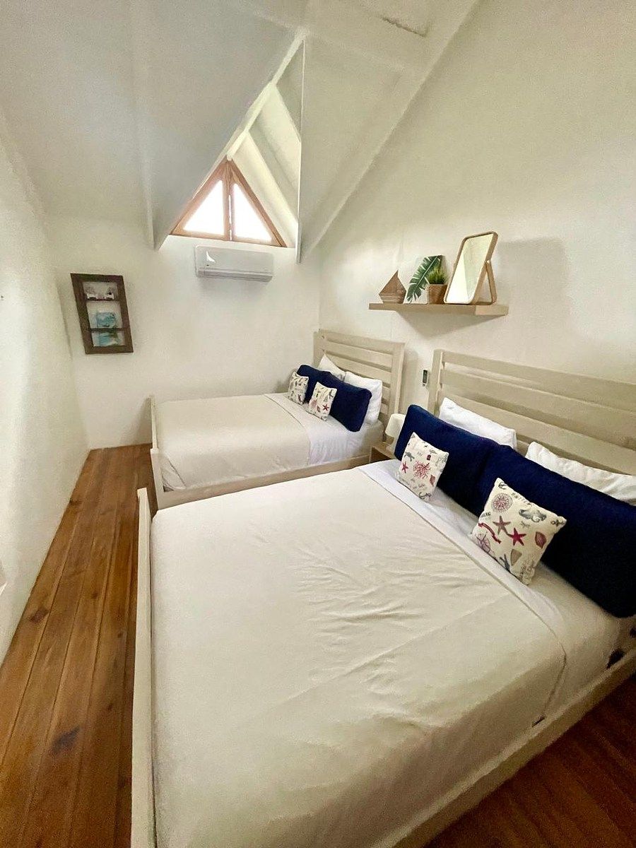 Dormitorio secundario en tercer nivel, foto 22 de 27