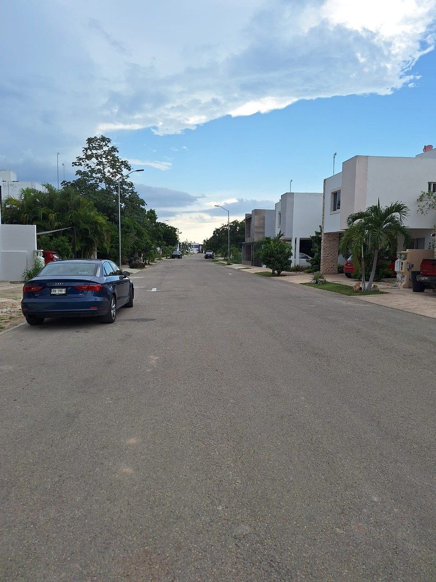 Casa em Conkal, Conkal, foto 2 de 25