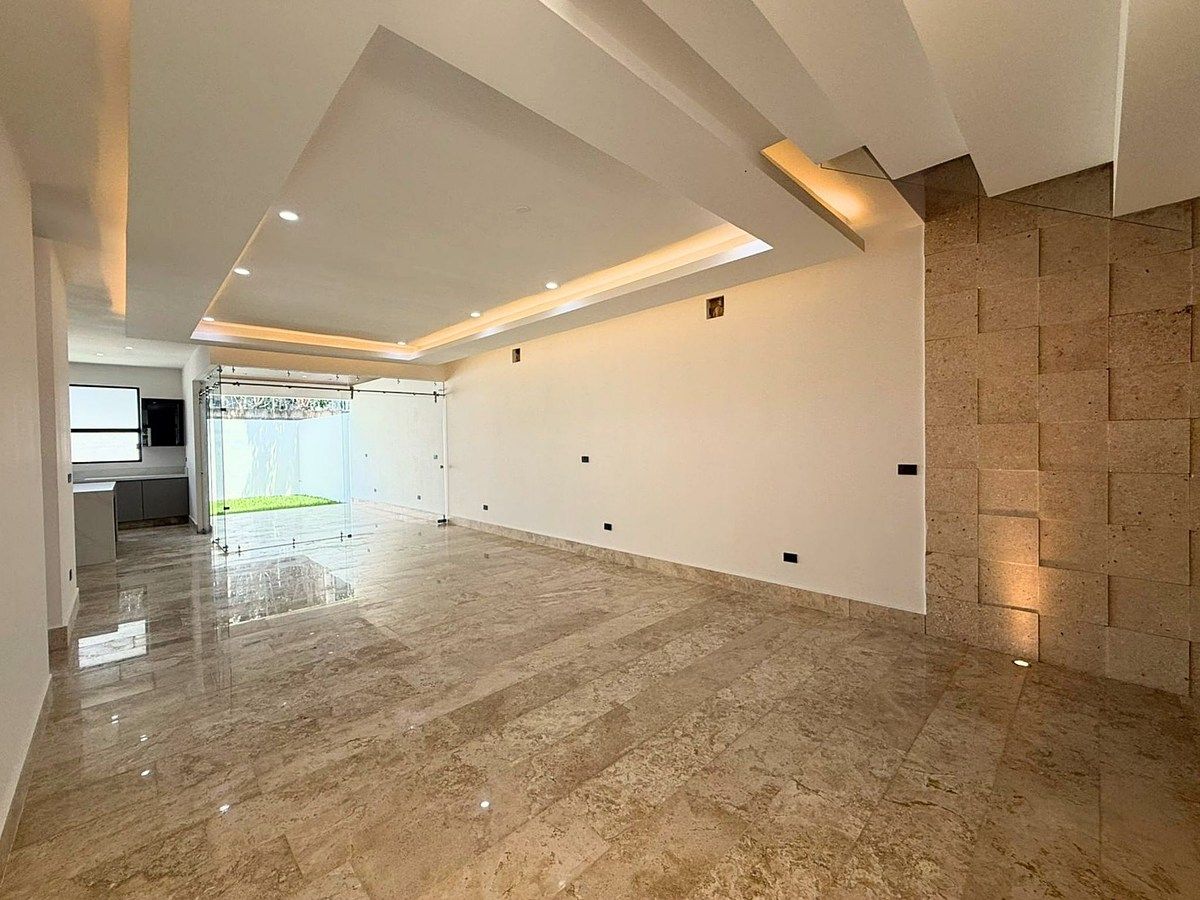 CASA DE LUJO EN VENTA EN MERIDA, YUCATAN EN NUKUUL, TEMOZON NTE - foto 4
