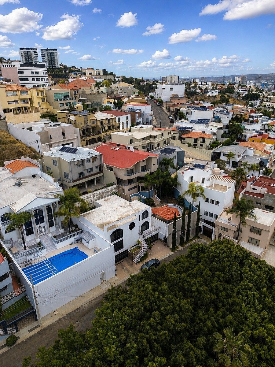 CASA EN VENTA EN LOMAS DE AGUA CALIENTE 6TA SECCIÓN, TIJUANA, B.C., foto 1 de 16