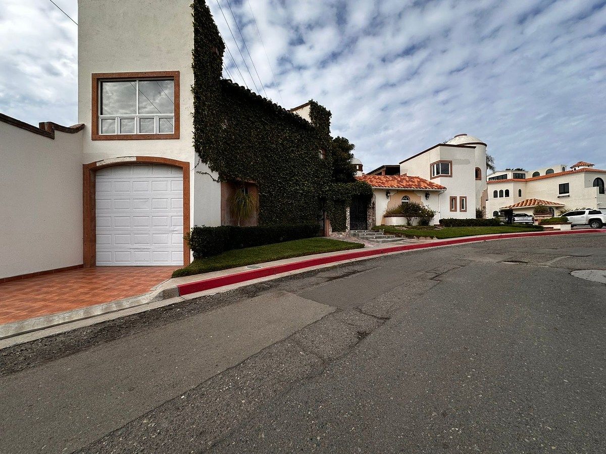 House in Real del Mar, Tijuana, photo 30 of 46