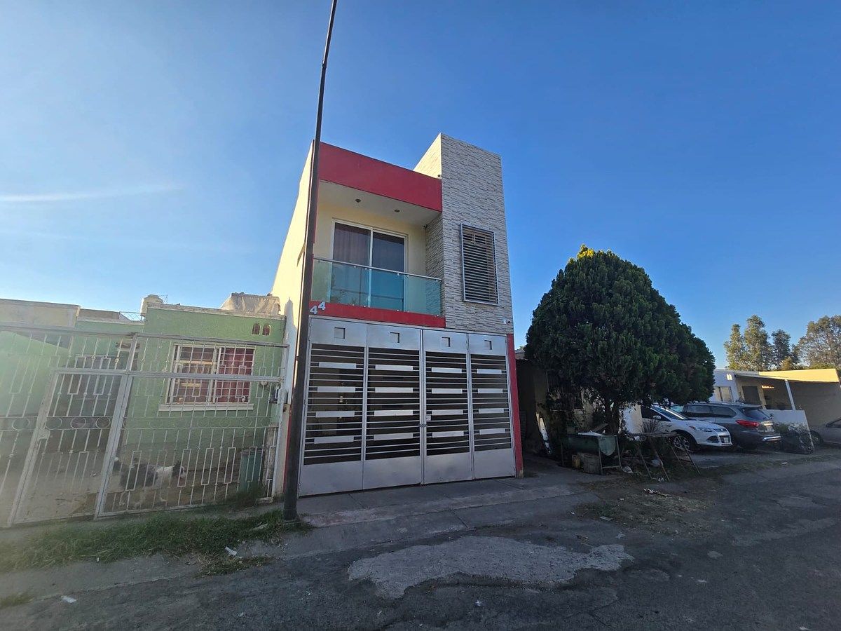 CASA EN VENTA TLAJOMULCO DE ZUÑIGA, foto 1 de 34