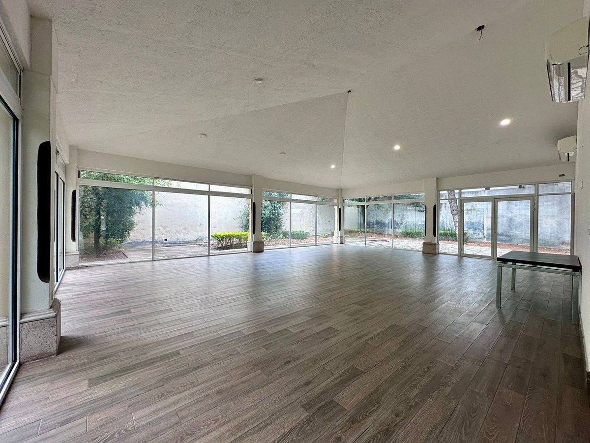 Casa em Laderas Abedul, Monterrey, foto 13 de 16