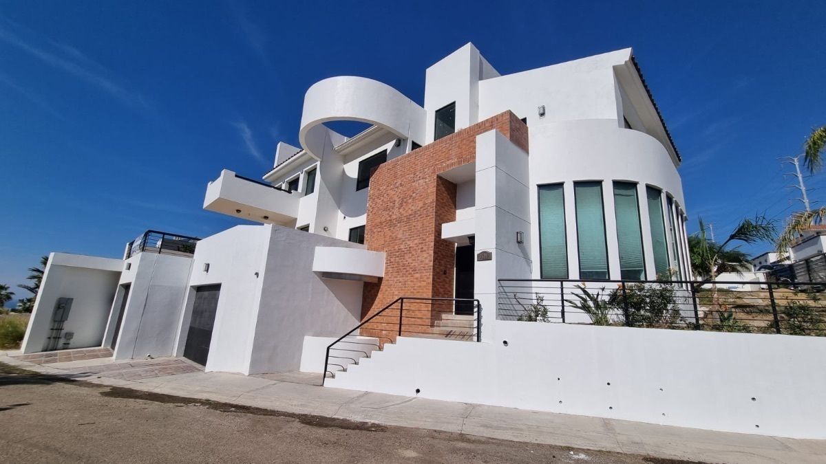 Royal Residence of the Sea, photo 1 of 19