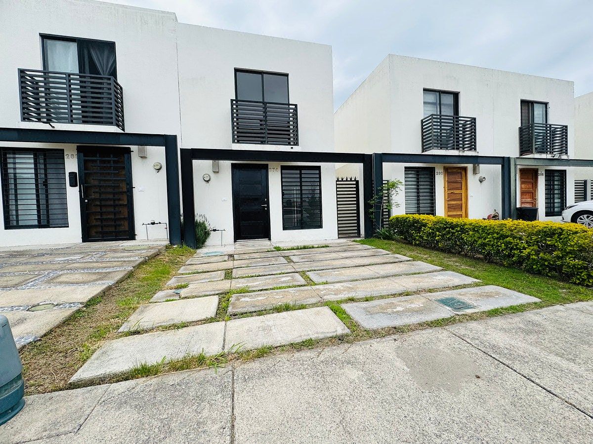 Casa en Renta en Adamar, foto 1 de 12