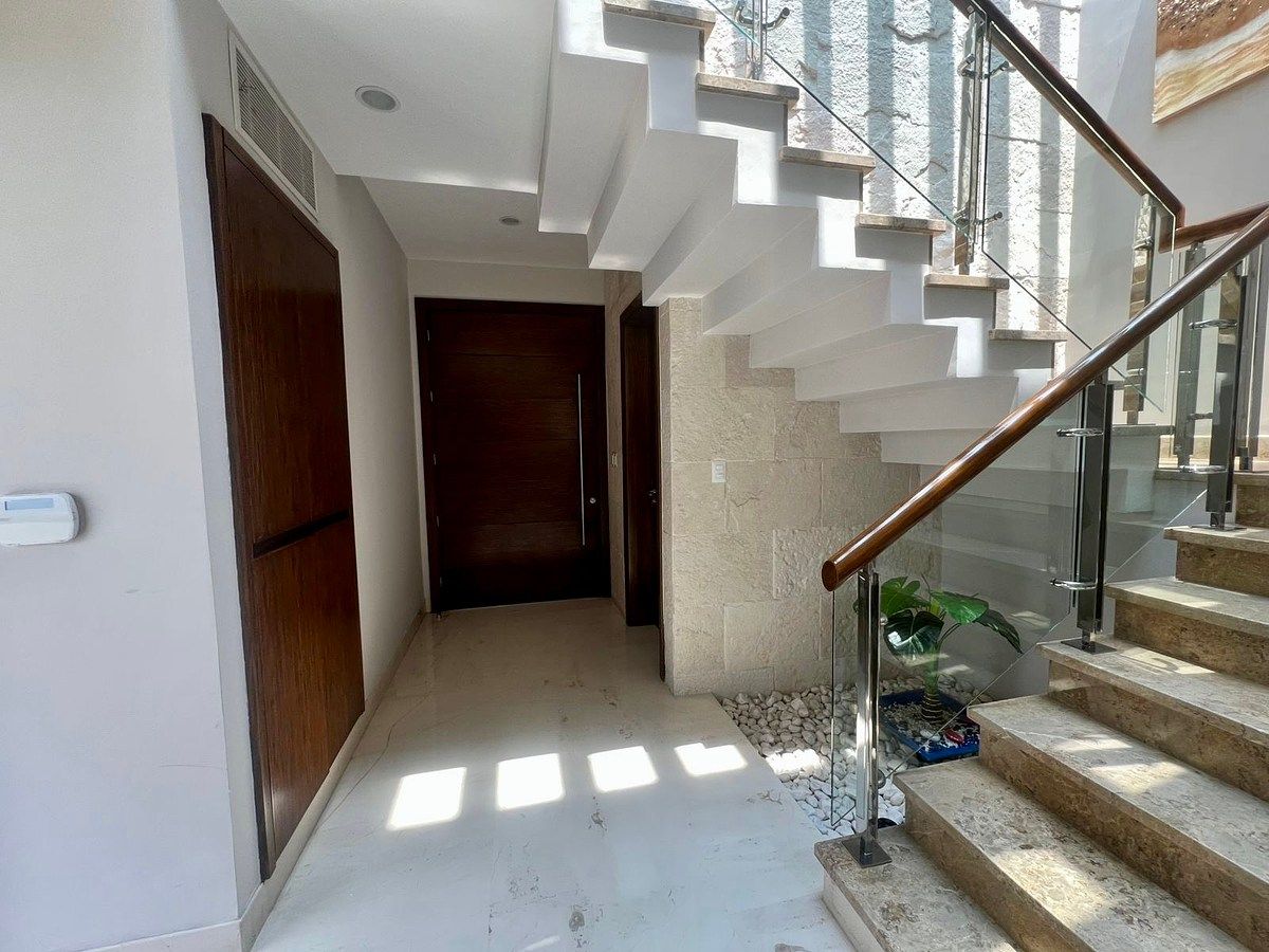 House in Las Palmas, Medellín, photo 9 of 28