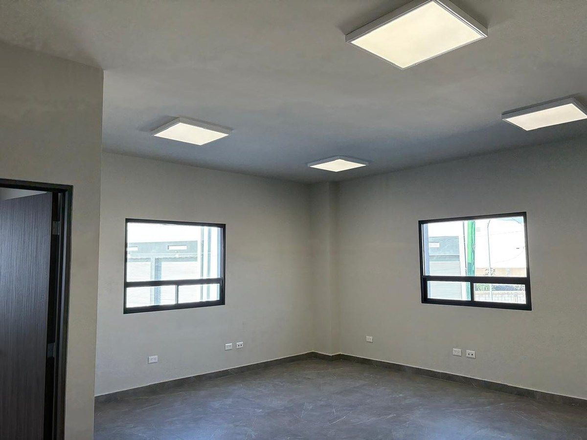 Commercial Storage Unit in Terra Park Santa Catarina, Santa Catarina, photo 13 of 23