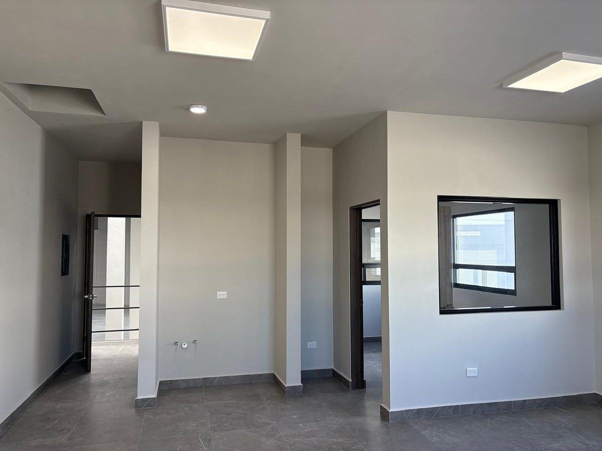 Commercial Storage Unit in Terra Park Santa Catarina, Santa Catarina, photo 14 of 23