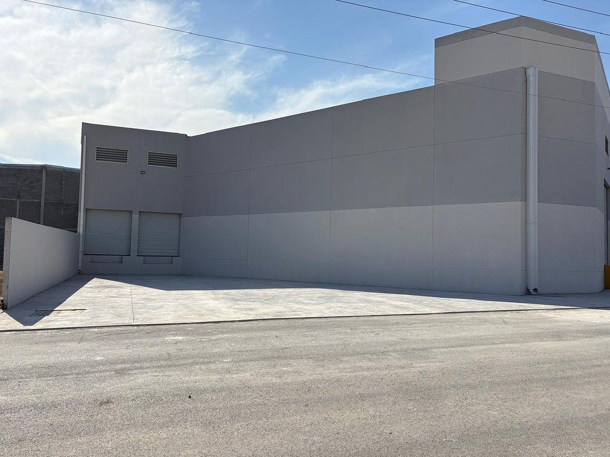 Commercial Storage Unit in Terra Park Santa Catarina, Santa Catarina, photo 18 of 23