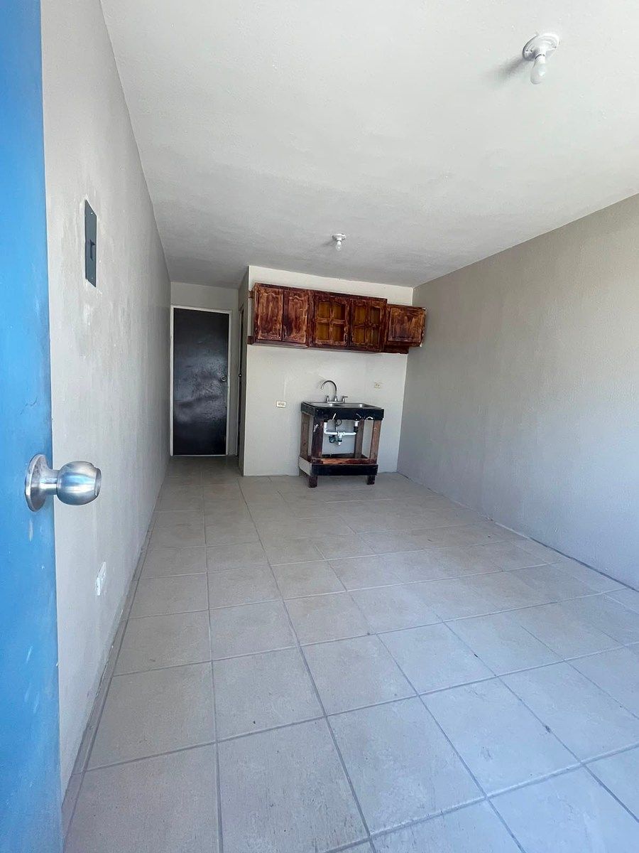 Casa en Urbivilla del Prado, Tijuana, foto 4 de 15