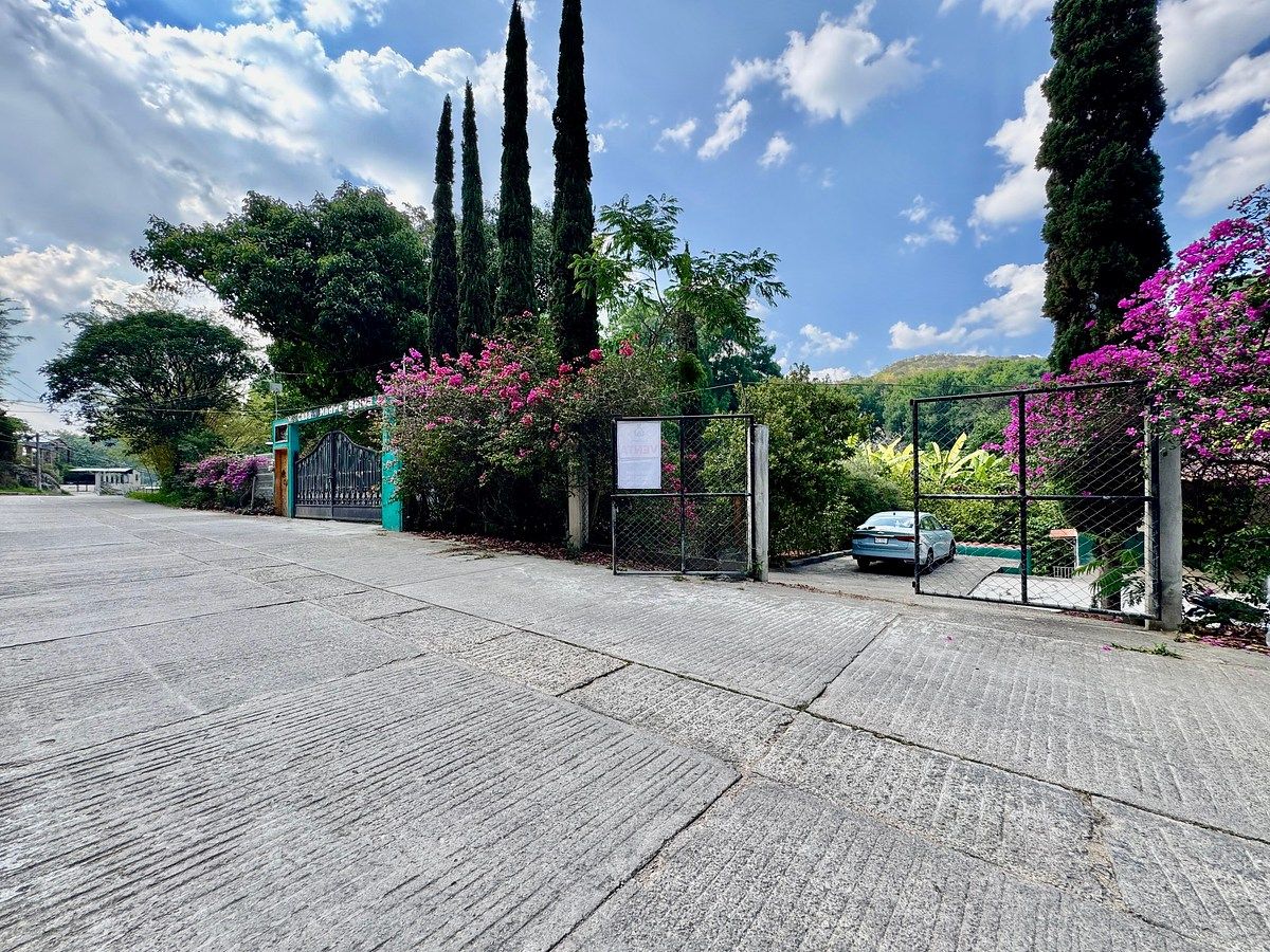 Fachada del Rancho, photo 1 of 32
